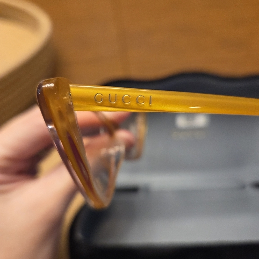 Women's Gucci Golden Cat Eye Sunglasses - Picture 4 of 7